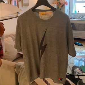 Lightening bolt grey tee